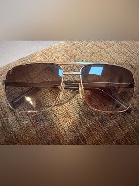 Men’s Louis Vuitton Square Aviator Sunglasses Z026OU Style # Silver